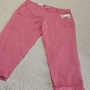 Crop pants with matching blouse